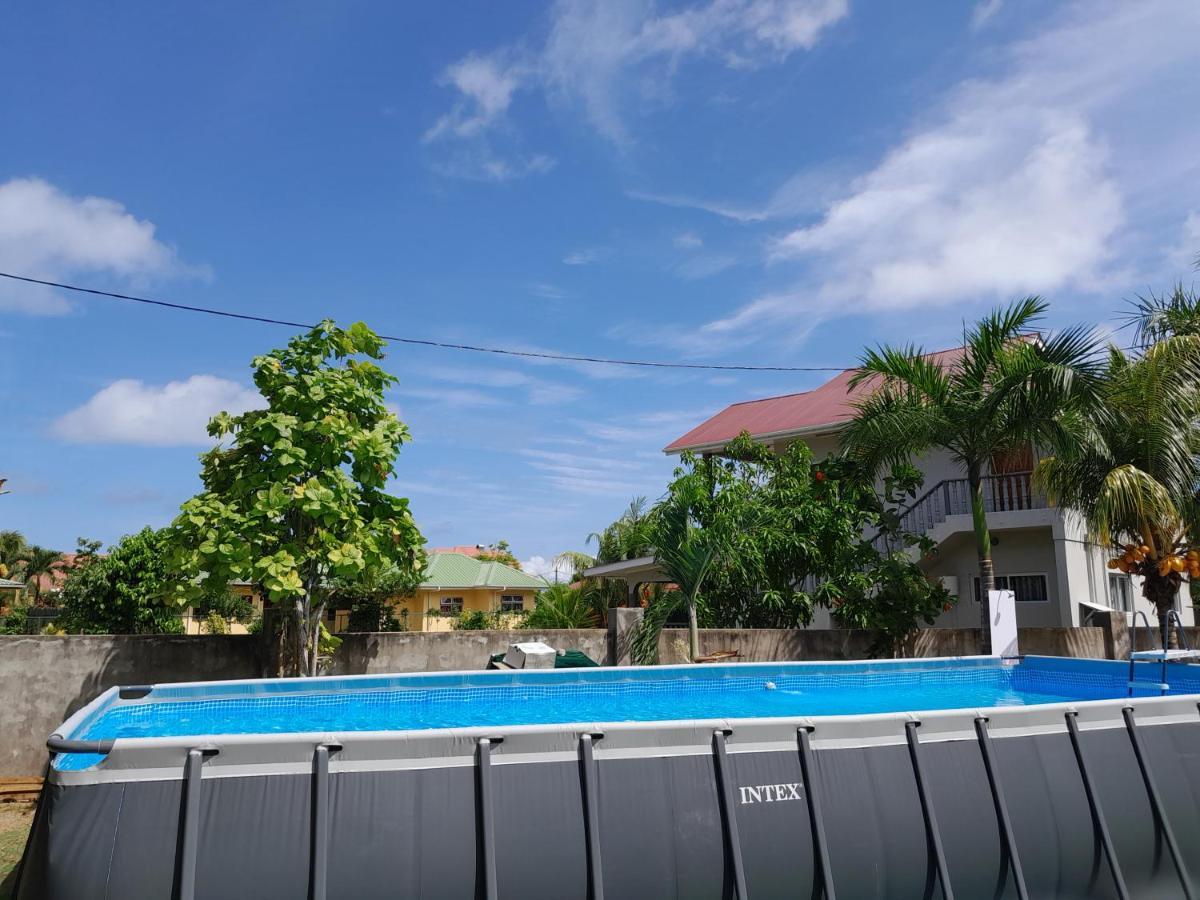 Villa Island Charm Of Praslin Victoria Exterior foto