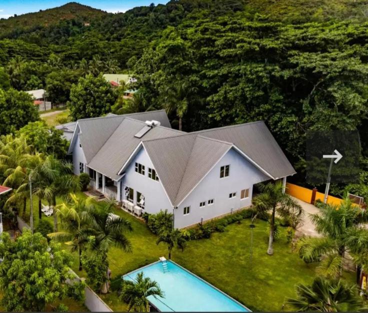Villa Island Charm Of Praslin Victoria Exterior foto